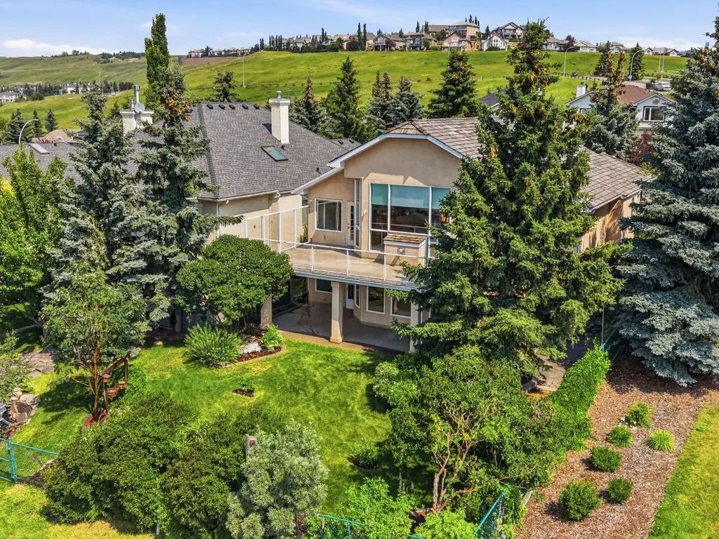 1 Gleneagles View Cochrane AB T4C 1N9