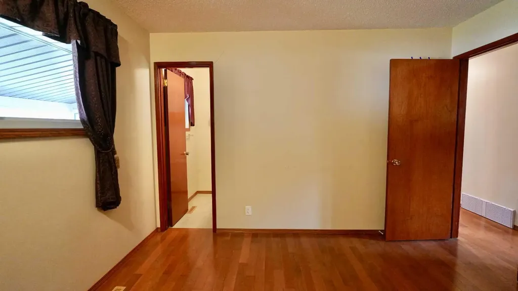 4704 48 Avenue Grimshaw AB T0H 1W0