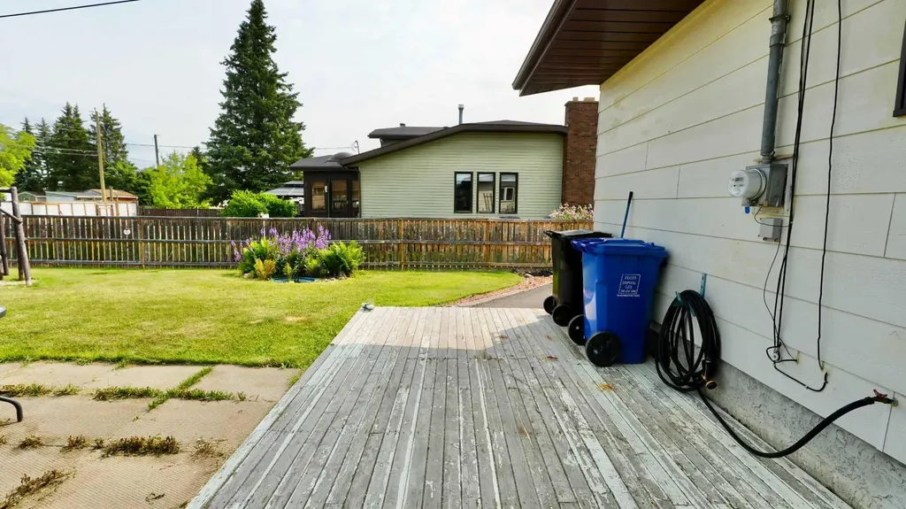 4704 48 Avenue Grimshaw AB T0H 1W0