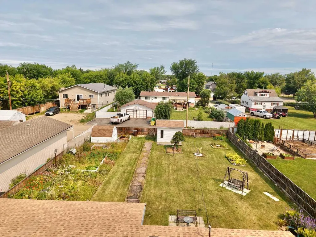 4704 48 Avenue Grimshaw AB T0H 1W0