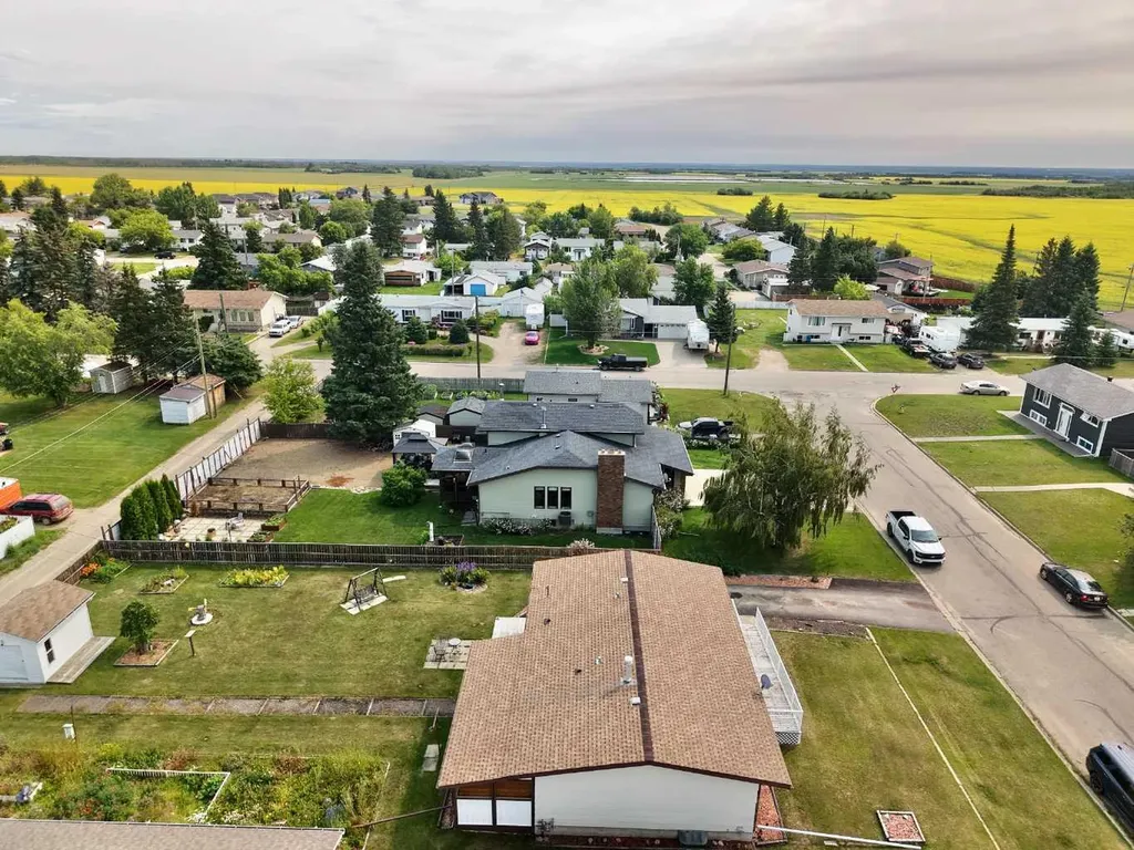 4704 48 Avenue Grimshaw AB T0H 1W0