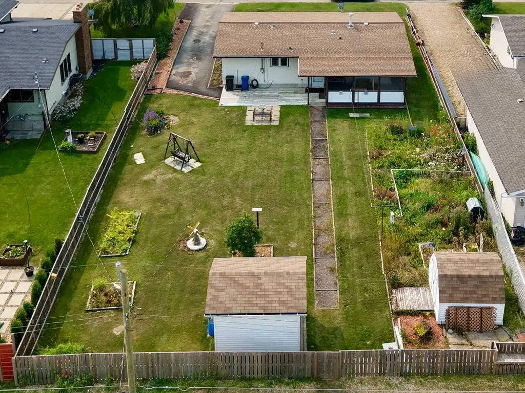 4704 48 Avenue Grimshaw AB T0H 1W0