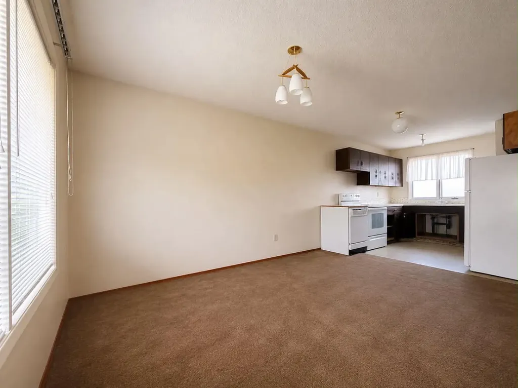 10813 98th Avenue Grande Cache AB t0e0y0