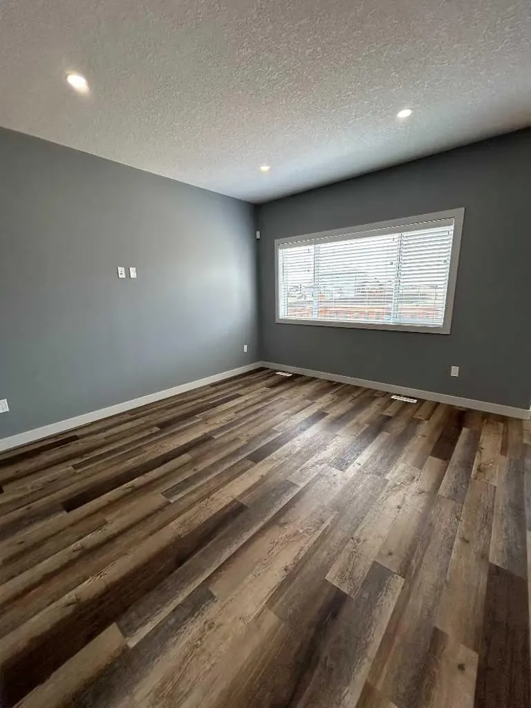 10630 114c Street Grande Prairie AB T8V6T2