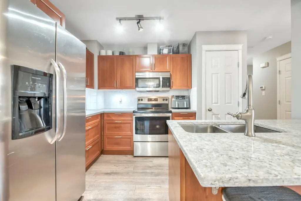 127 Hillview Terrace Strathmore AB T1P1X3
