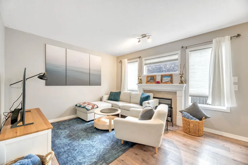 127 Hillview Terrace Strathmore AB T1P1X3