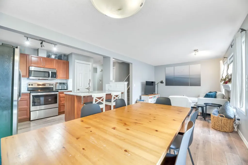 127 Hillview Terrace Strathmore AB T1P1X3