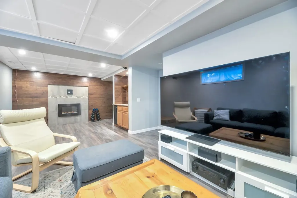 127 Hillview Terrace Strathmore AB T1P1X3
