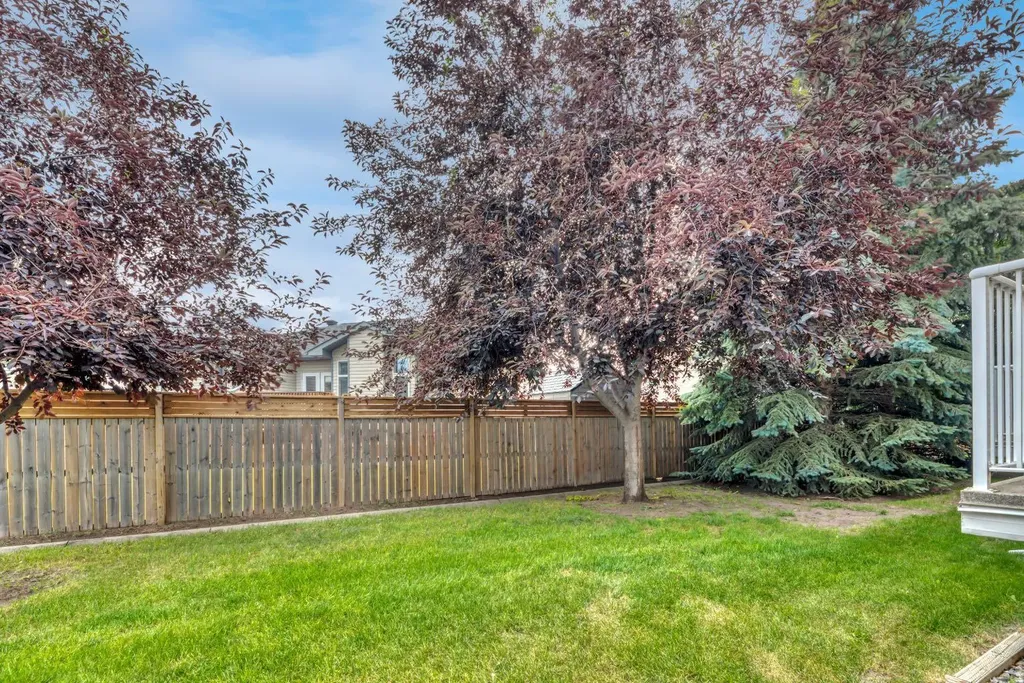 127 Hillview Terrace Strathmore AB T1P1X3