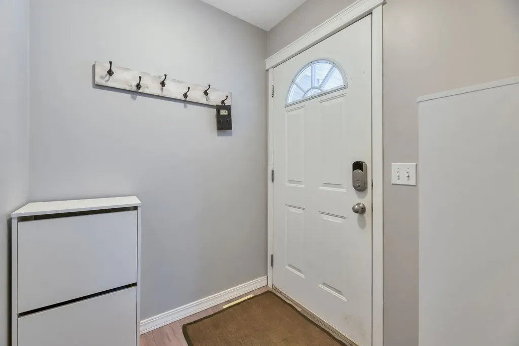 127 Hillview Terrace Strathmore AB T1P1X3
