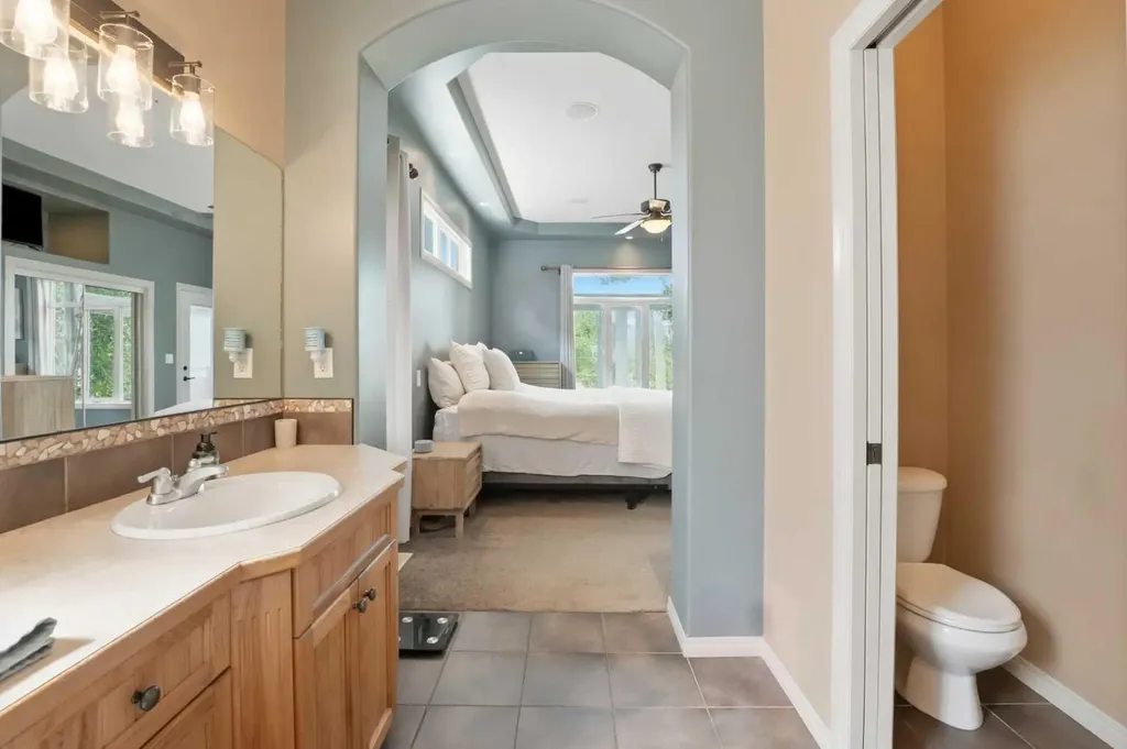 246 Addington Drive Red Deer AB T4R 3N4