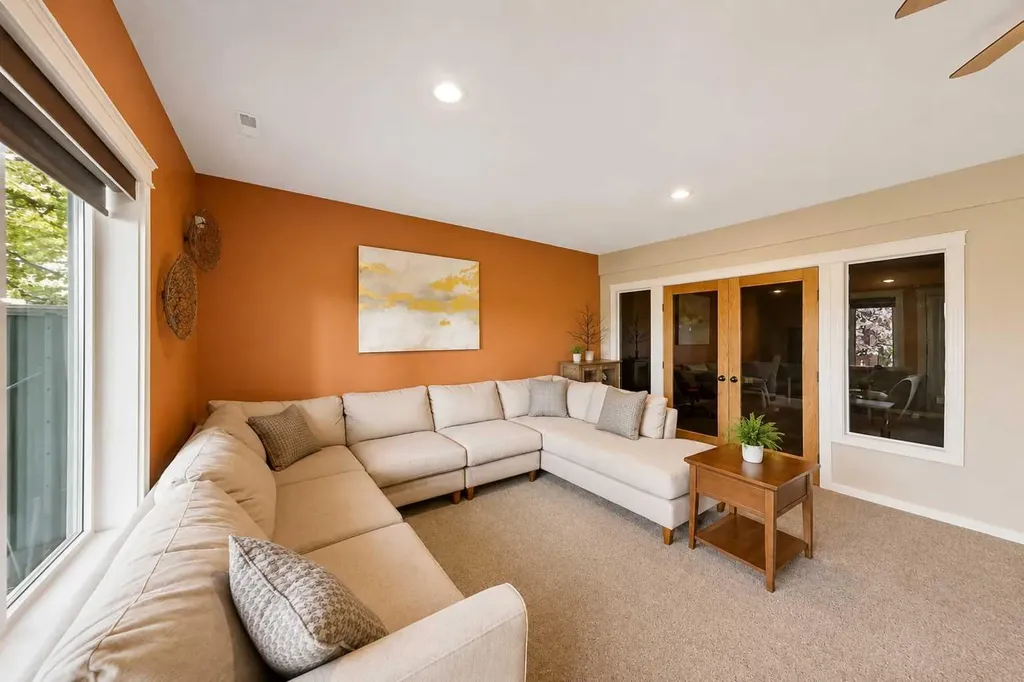 246 Addington Drive Red Deer AB T4R 3N4