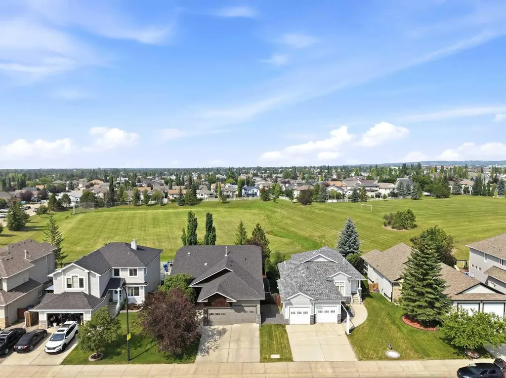 246 Addington Drive Red Deer AB T4R 3N4