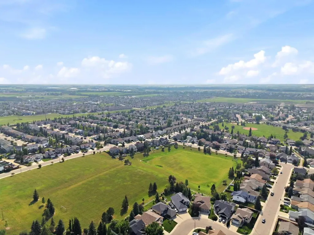 246 Addington Drive Red Deer AB T4R 3N4