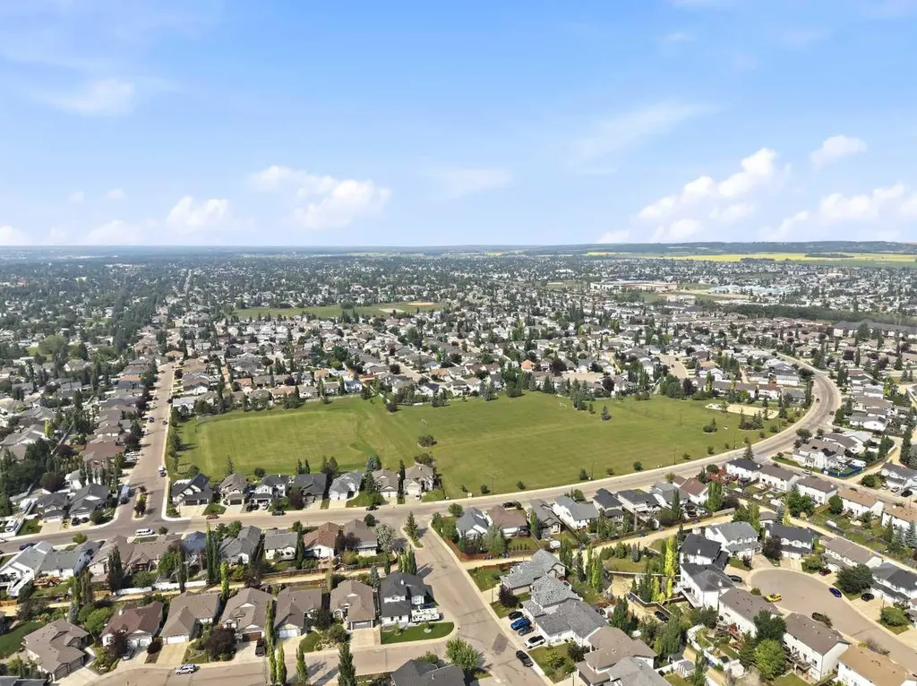 246 Addington Drive Red Deer AB T4R 3N4