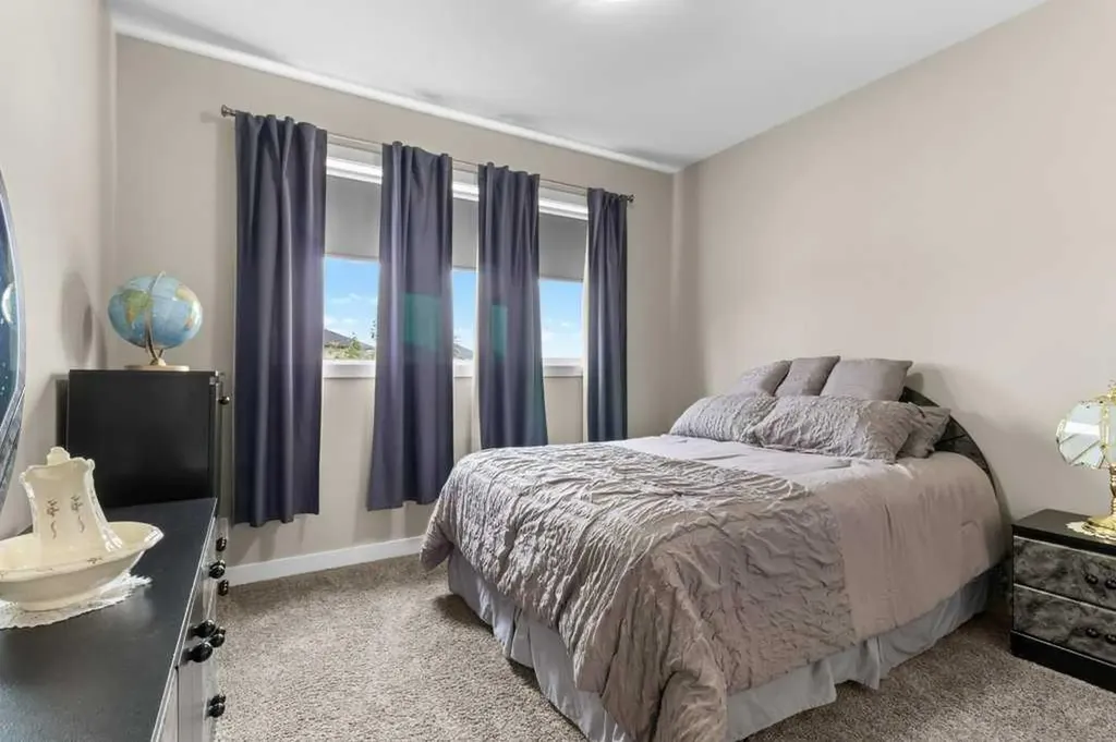 142 Ava Crescent Blackfalds AB T4M 0M8