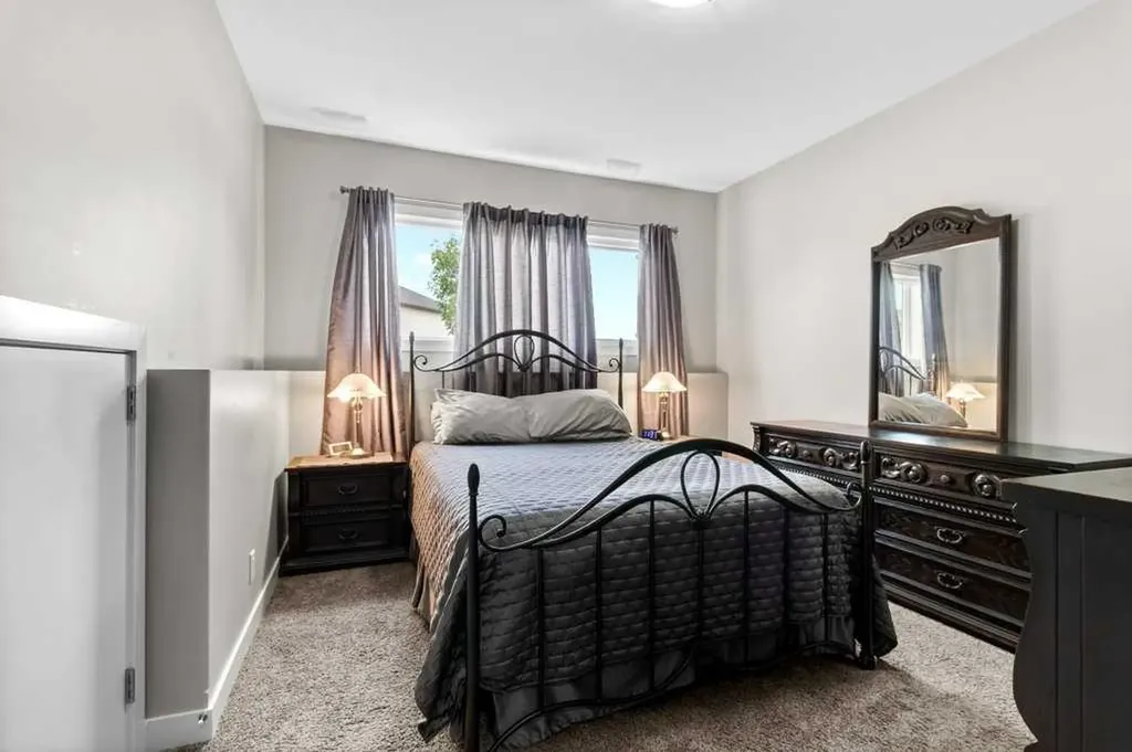 142 Ava Crescent Blackfalds AB T4M 0M8