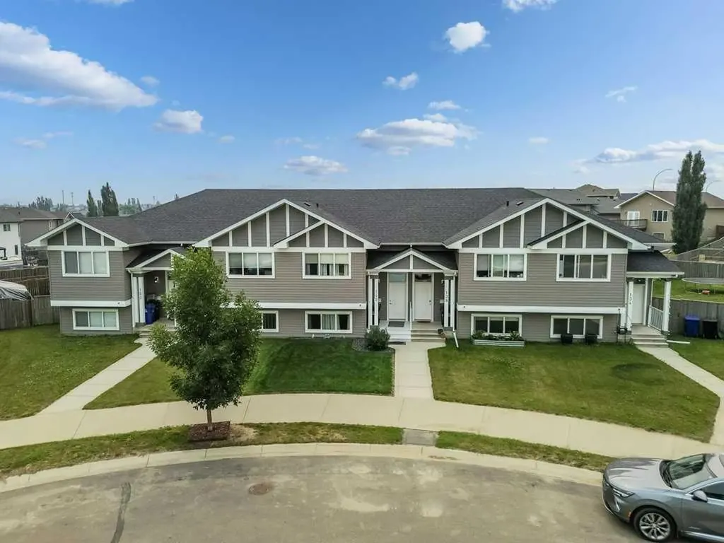 142 Ava Crescent Blackfalds AB T4M 0M8