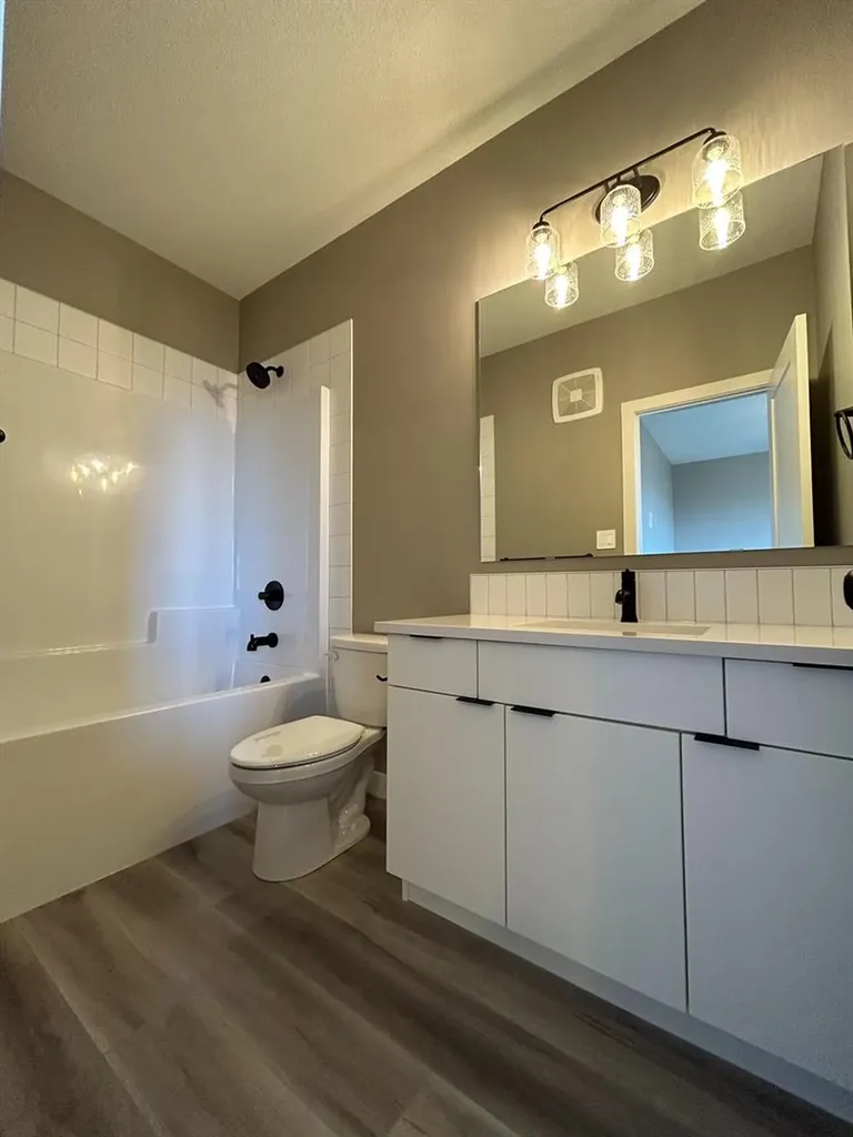 11410 Wisteria Court Grande Prairie AB T8V6T5