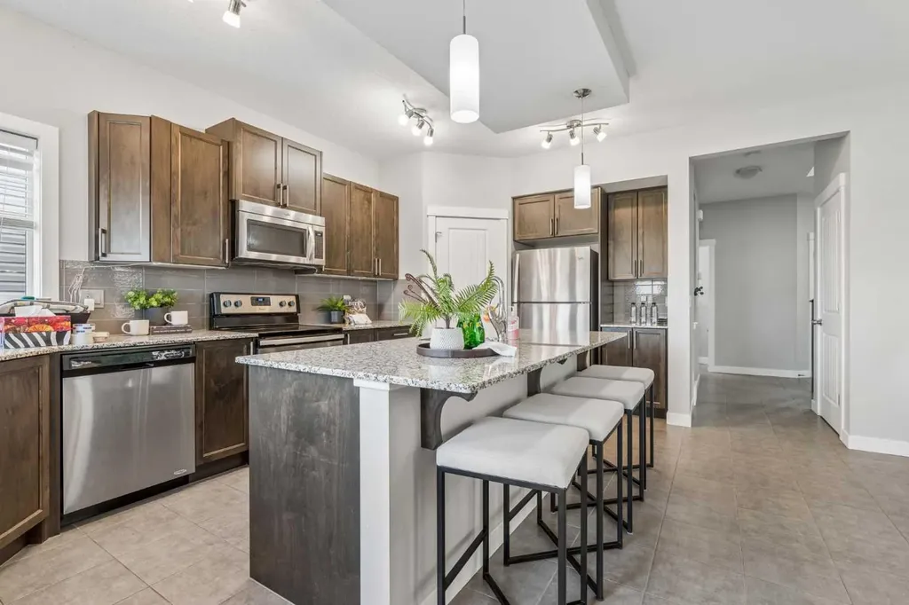 172 Brightoncrest Point SE Calgary AB T2Z 5A6