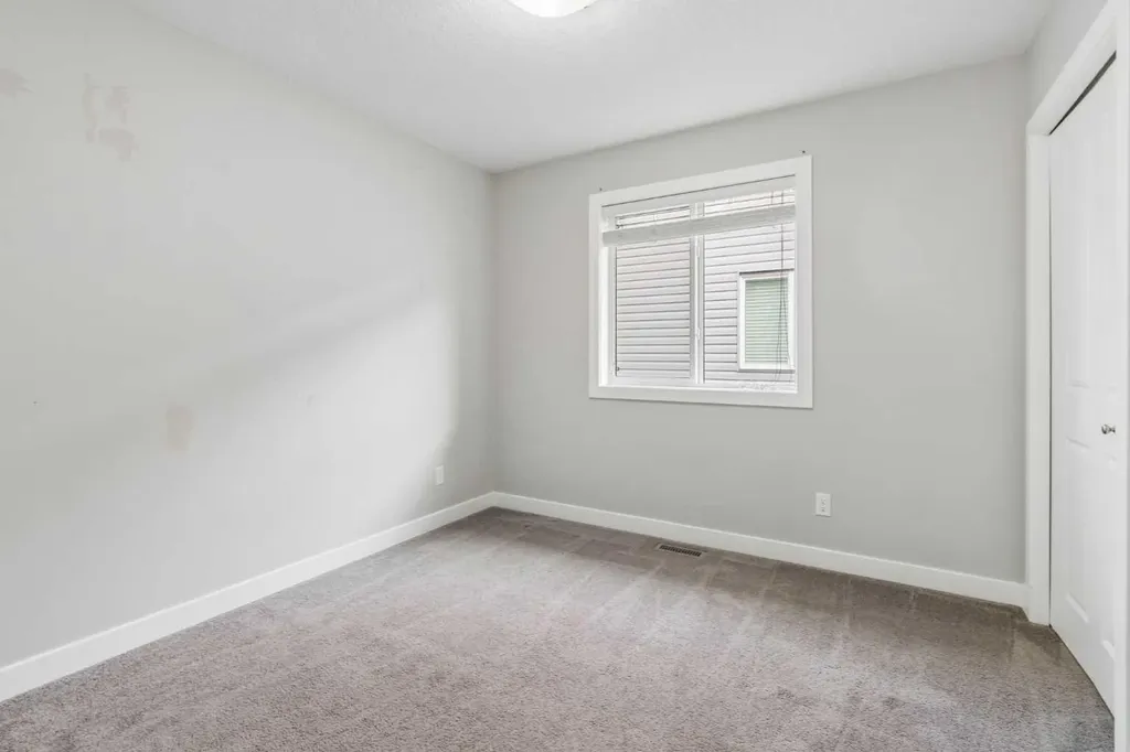 172 Brightoncrest Point SE Calgary AB T2Z 5A6