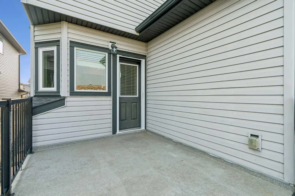 172 Brightoncrest Point SE Calgary AB T2Z 5A6