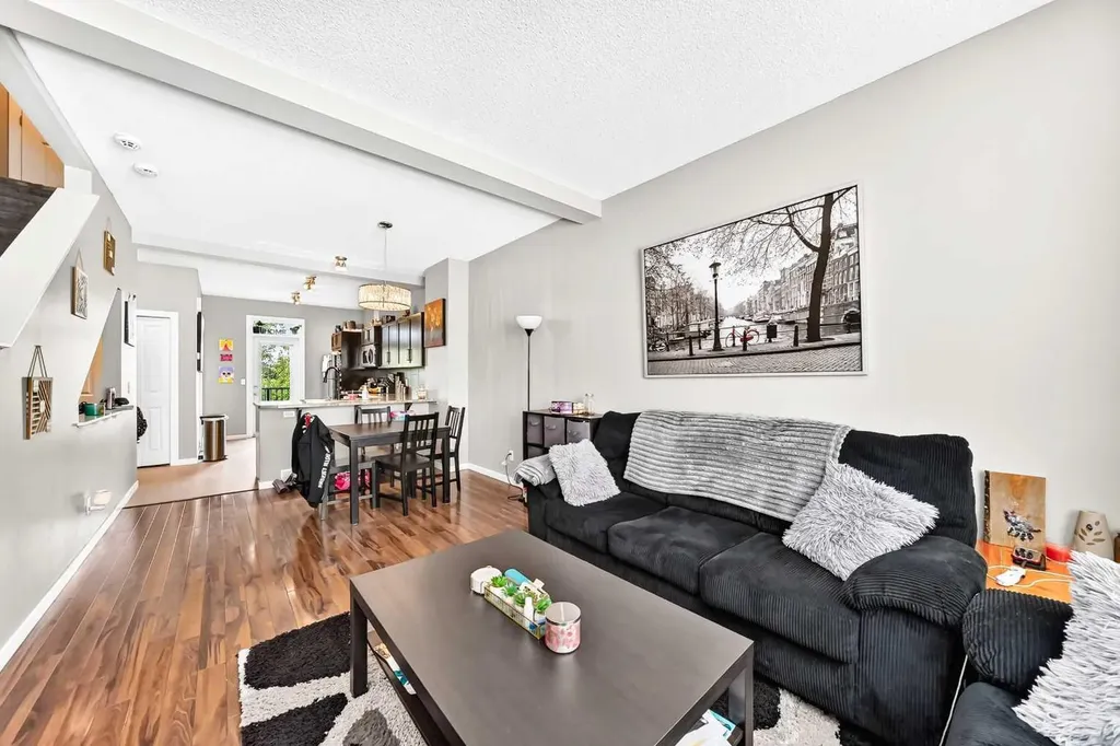 60 New Brighton Point SE Calgary AB T2Z1B9