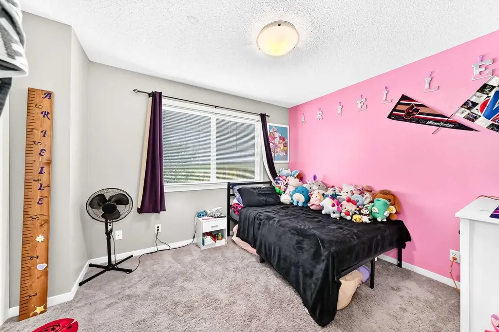 60 New Brighton Point SE Calgary AB T2Z1B9