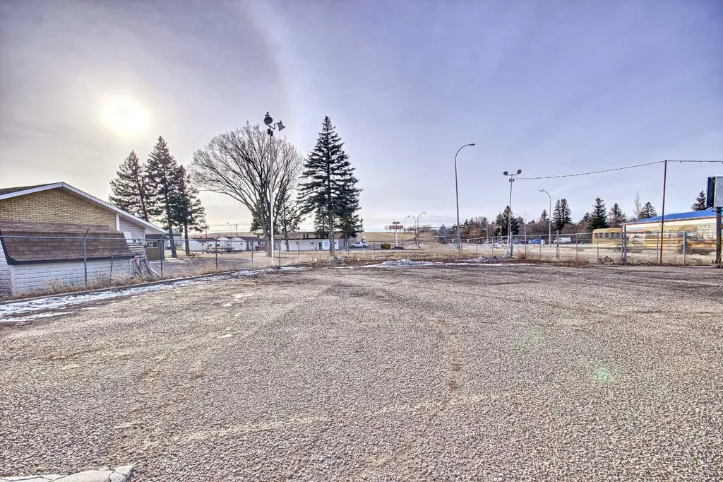 1420 9 Avenue SW Medicine Hat AB T1A7J3