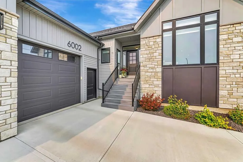 6002 13 Street Lloydminster AB T9V 3V6