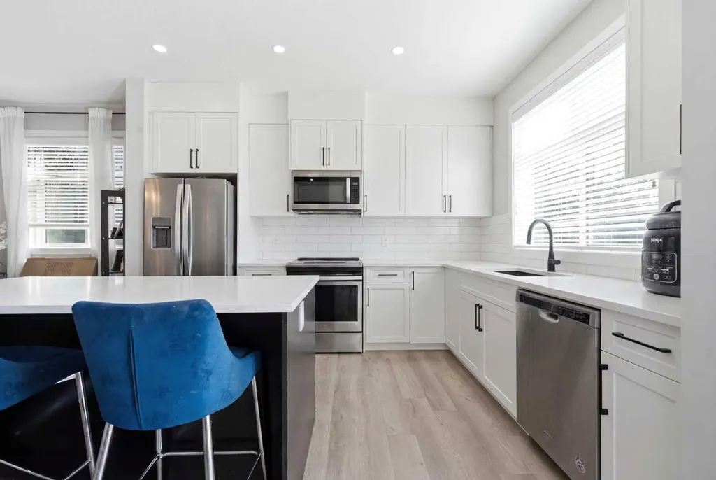 146 Sage Meadows Gardens NW Calgary AB T3P 1K2
