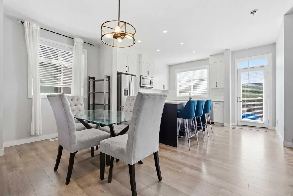 146 Sage Meadows Gardens NW Calgary AB T3P 1K2