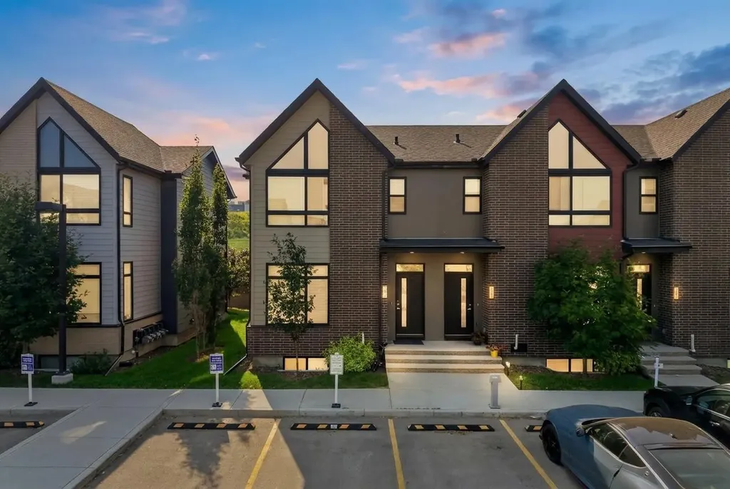 146 Sage Meadows Gardens NW Calgary AB T3P 1K2