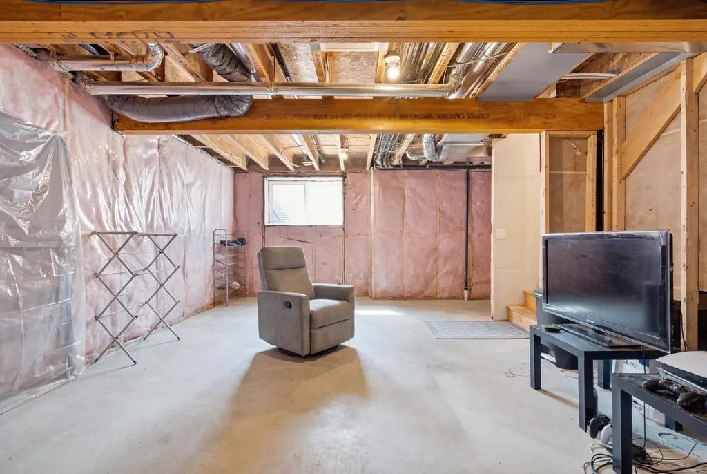 146 Sage Meadows Gardens NW Calgary AB T3P 1K2