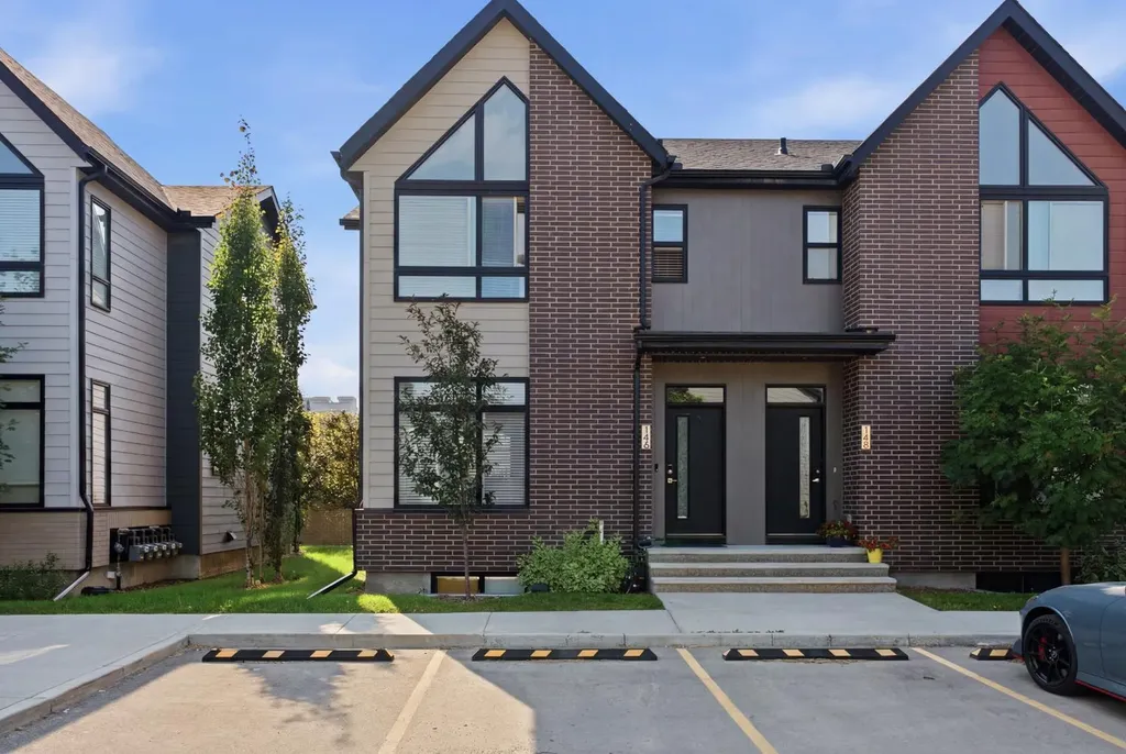 146 Sage Meadows Gardens NW Calgary AB T3P 1K2