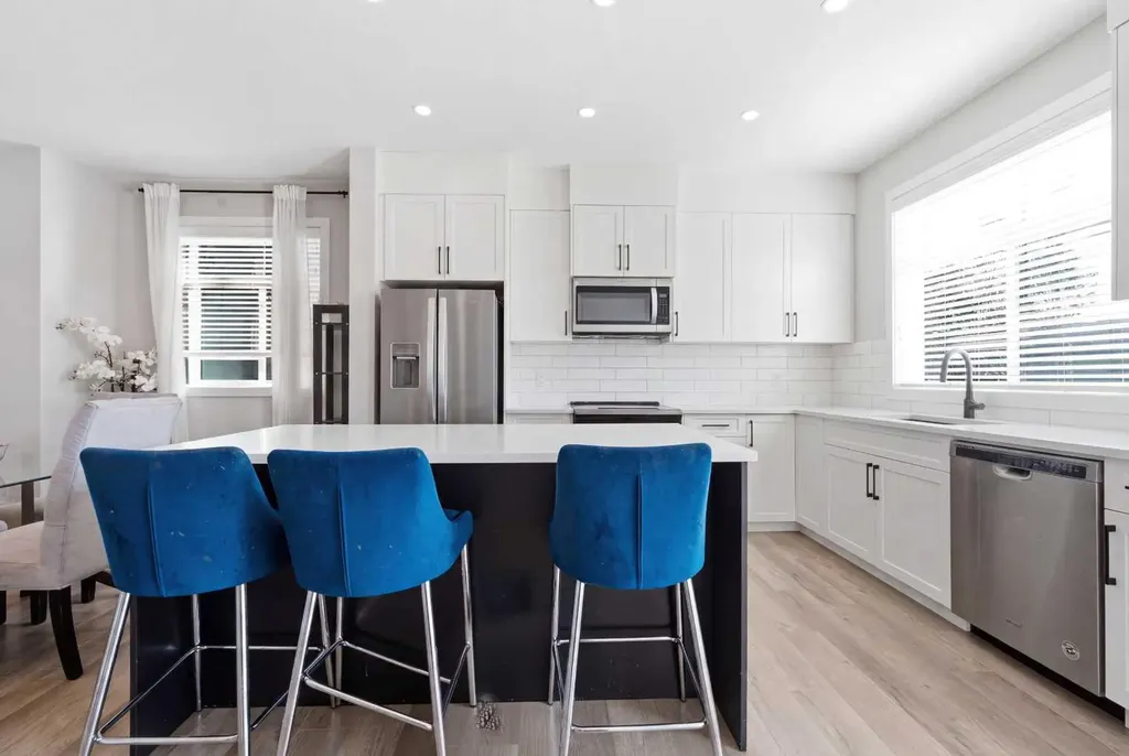 146 Sage Meadows Gardens NW Calgary AB T3P 1K2