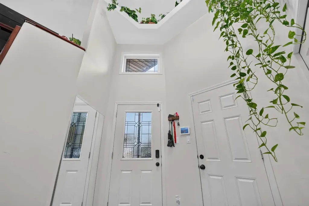 62 Coalbanks Gate W Lethbridge AB T1J 2A1