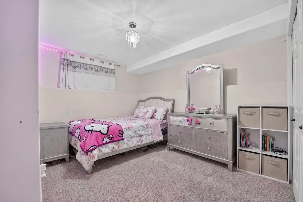 62 Coalbanks Gate W Lethbridge AB T1J 2A1