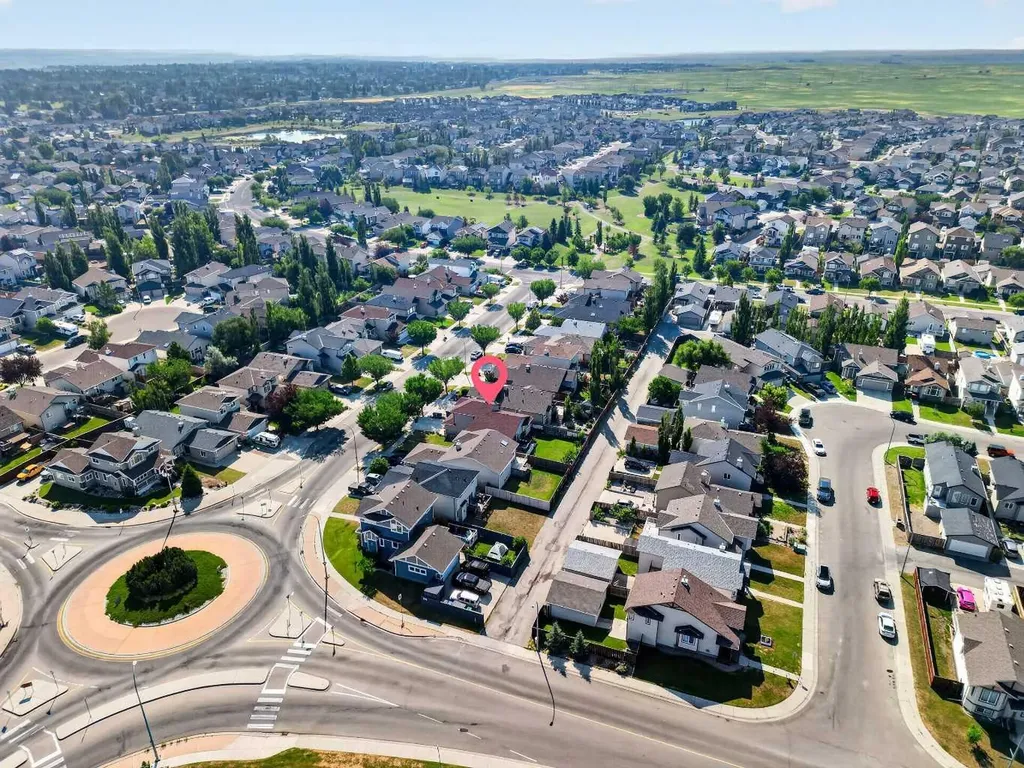 62 Coalbanks Gate W Lethbridge AB T1J 2A1