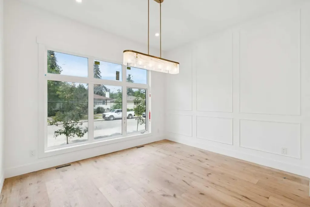 2609 5 Avenue NW Calgary AB T2N 0T7