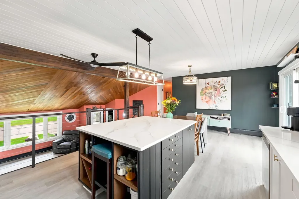 218 8 Avenue NE Sundre AB T0M1X0