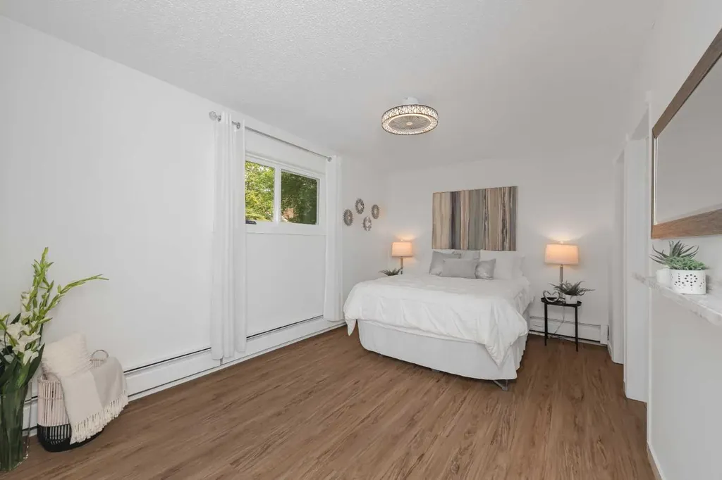 1821 17a Street SW Calgary AB T2T 4R7