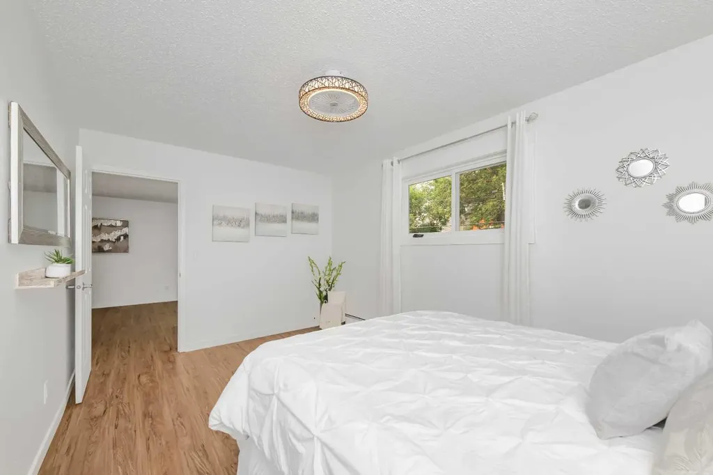 1821 17a Street SW Calgary AB T2T 4R7