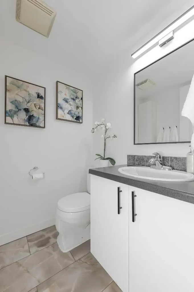 1821 17a Street SW Calgary AB T2T 4R7