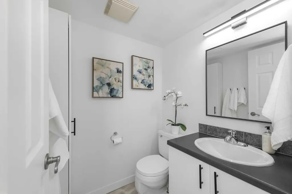 1821 17a Street SW Calgary AB T2T 4R7