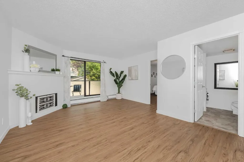 1821 17a Street SW Calgary AB T2T 4R7