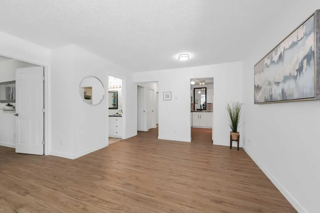 1821 17a Street SW Calgary AB T2T 4R7