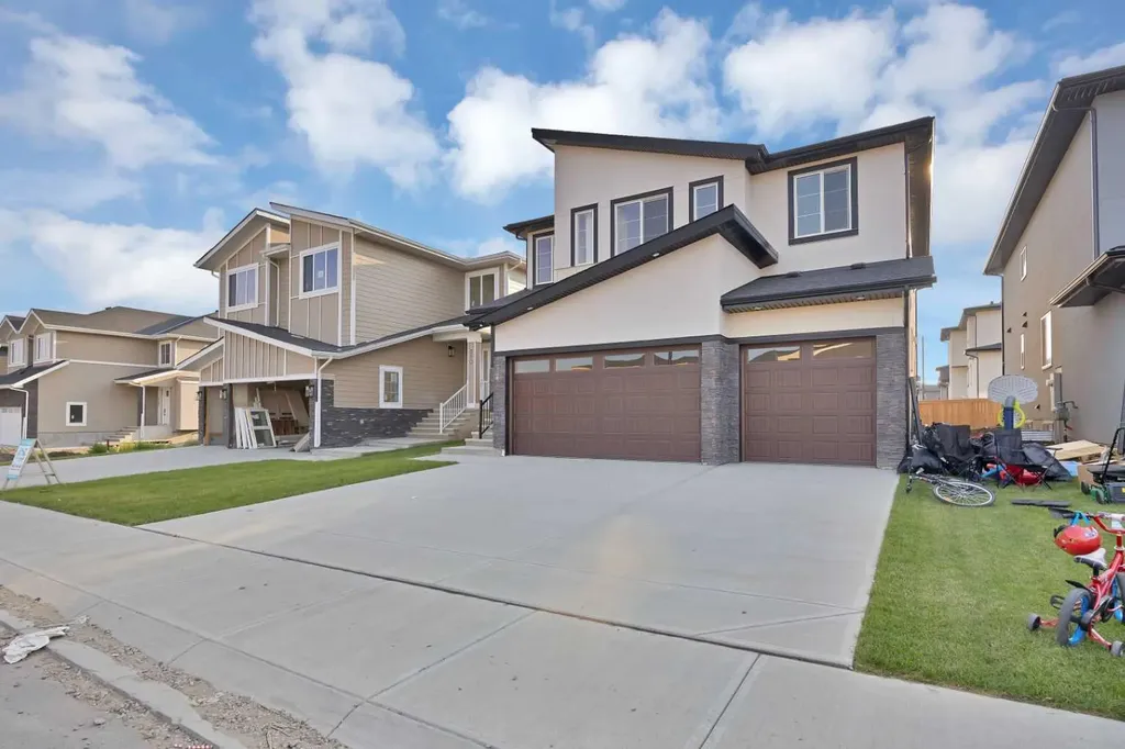 506 Waterford Rise Chestermere AB T1X 3B5