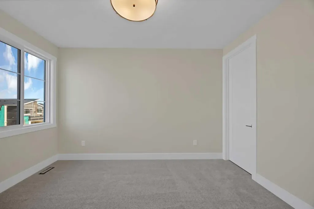 506 Waterford Rise Chestermere AB T1X 3B5