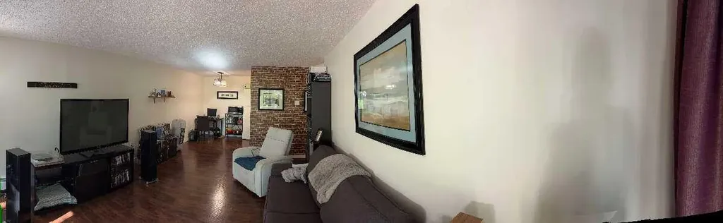 816 89 Avenue SW Calgary AB T2V4N8